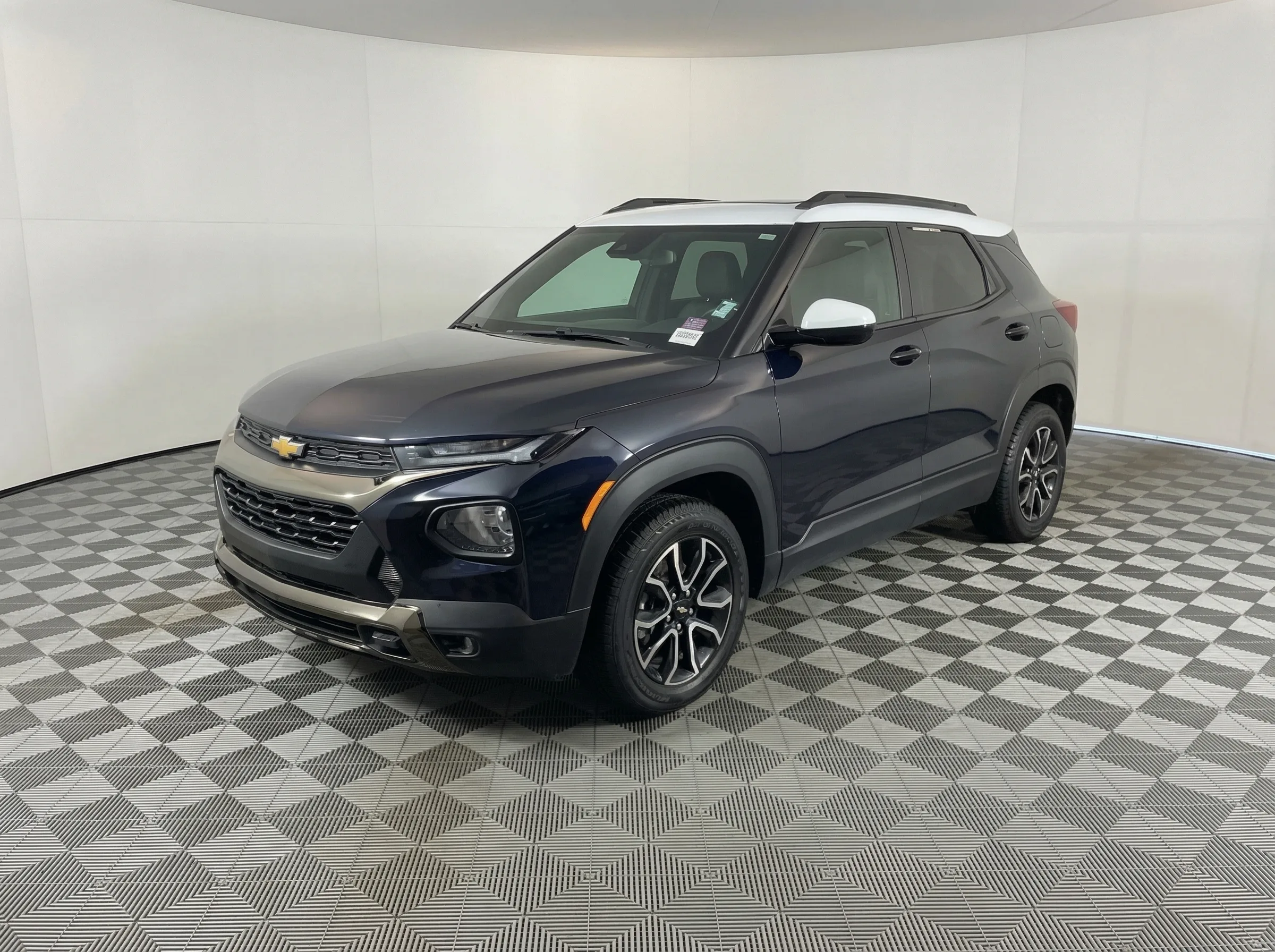 2021 Chevrolet TrailBlazer ACTIV — thumbnail 3