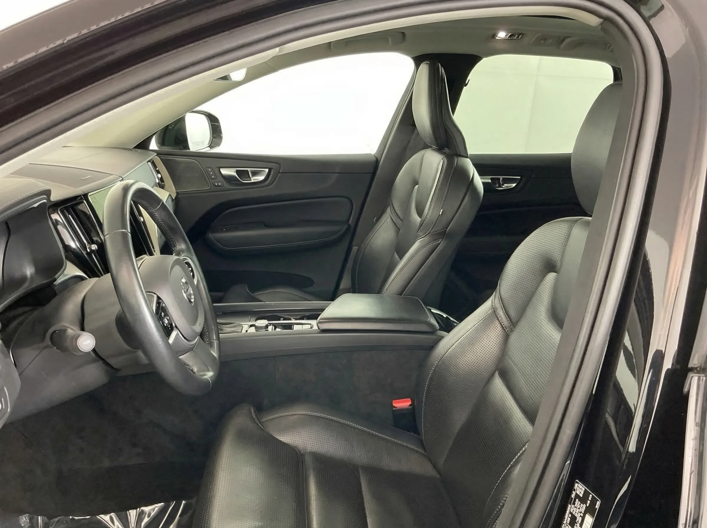 2021 Volvo XC60 T6 Inscription — thumbnail 10