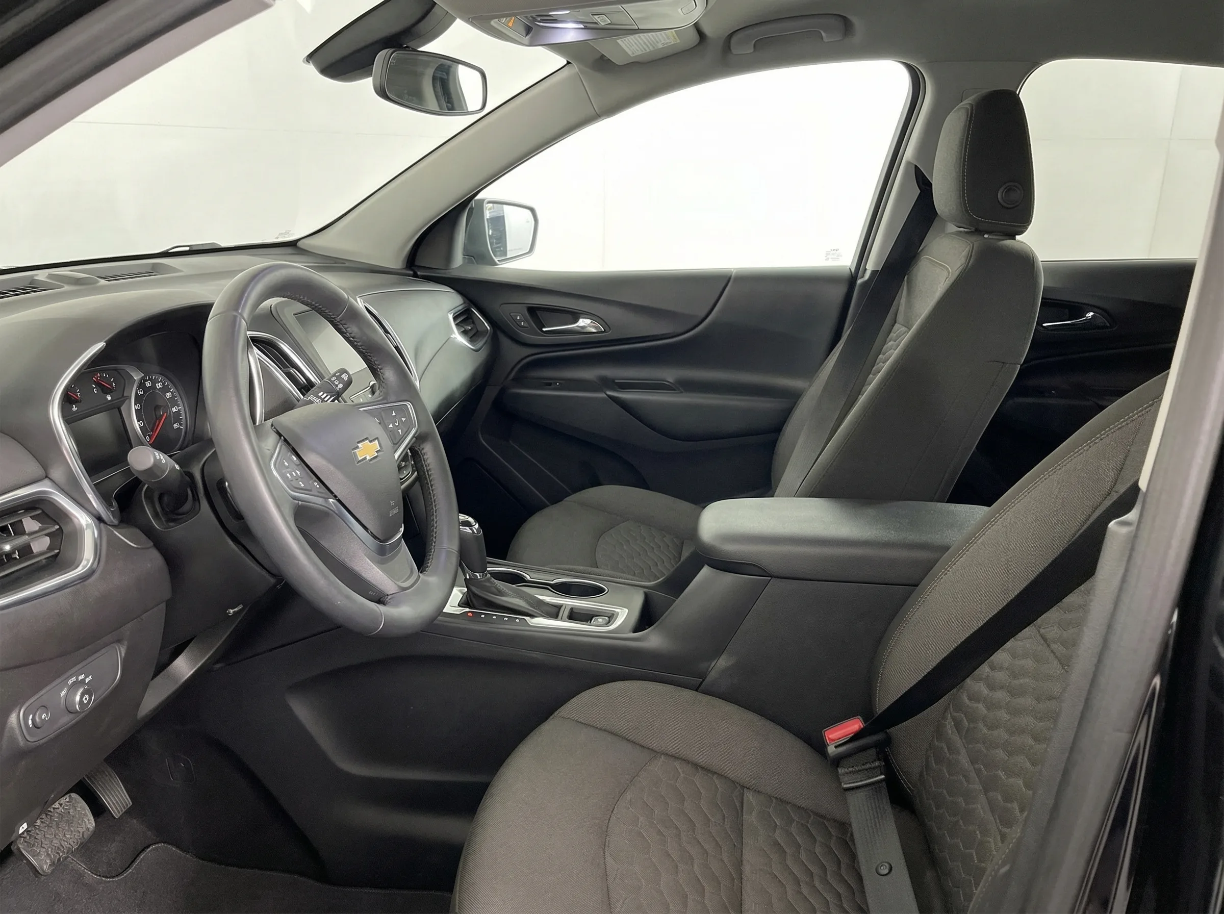 2018 Chevrolet Equinox LT — thumbnail 11