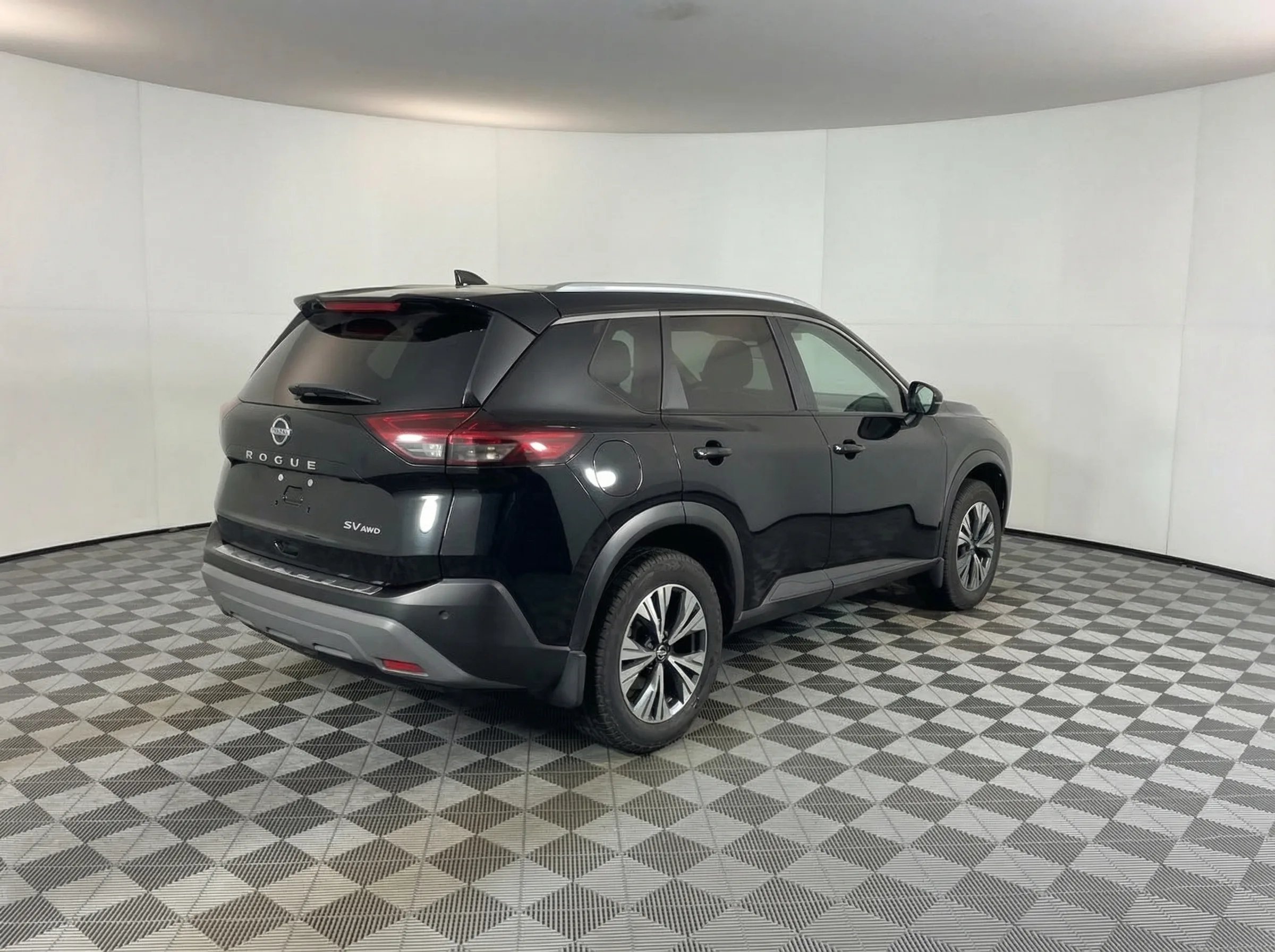 2022 Nissan Rogue SV — thumbnail 3