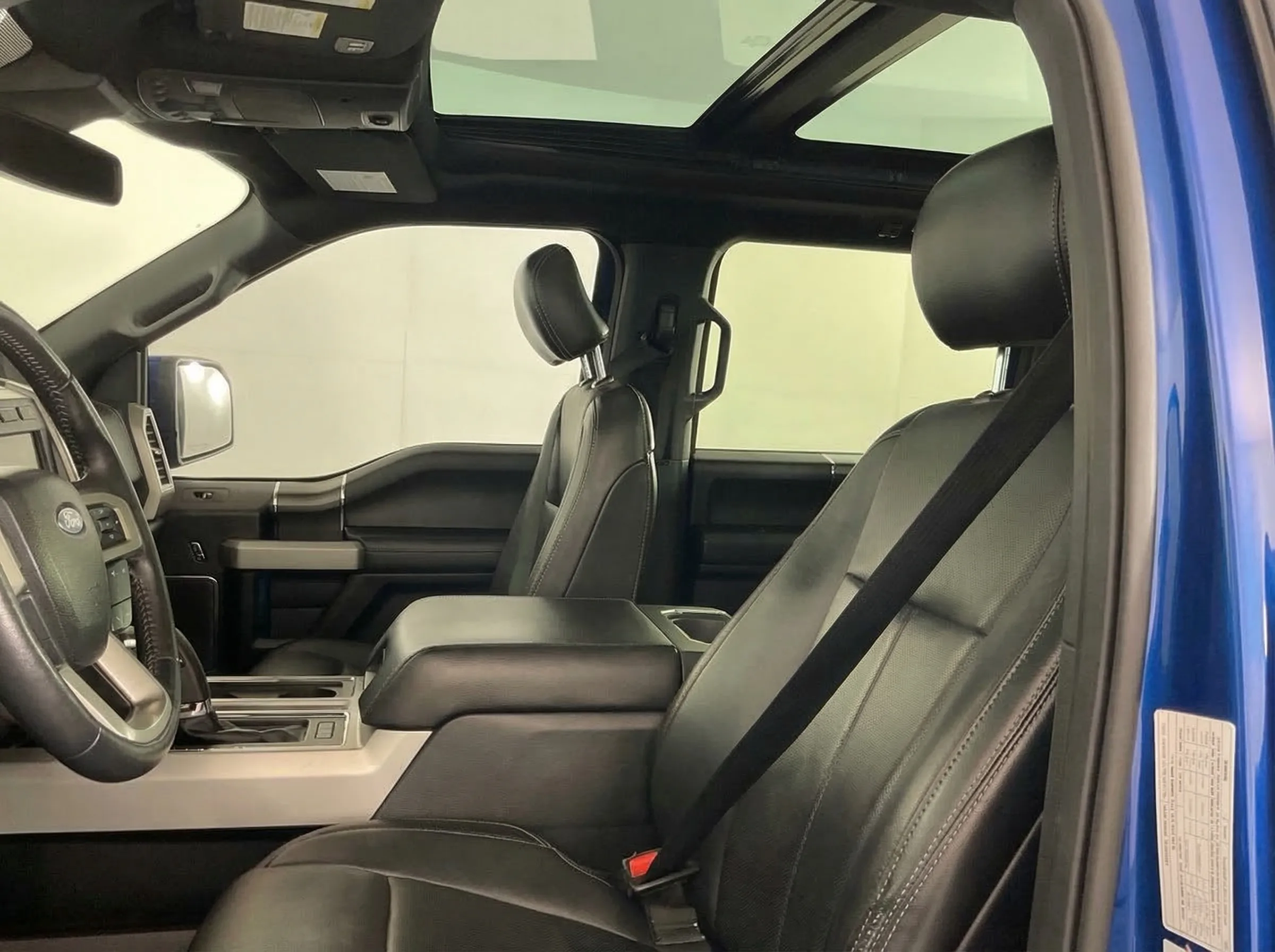 2018 Ford F-150 Lariat — thumbnail 6