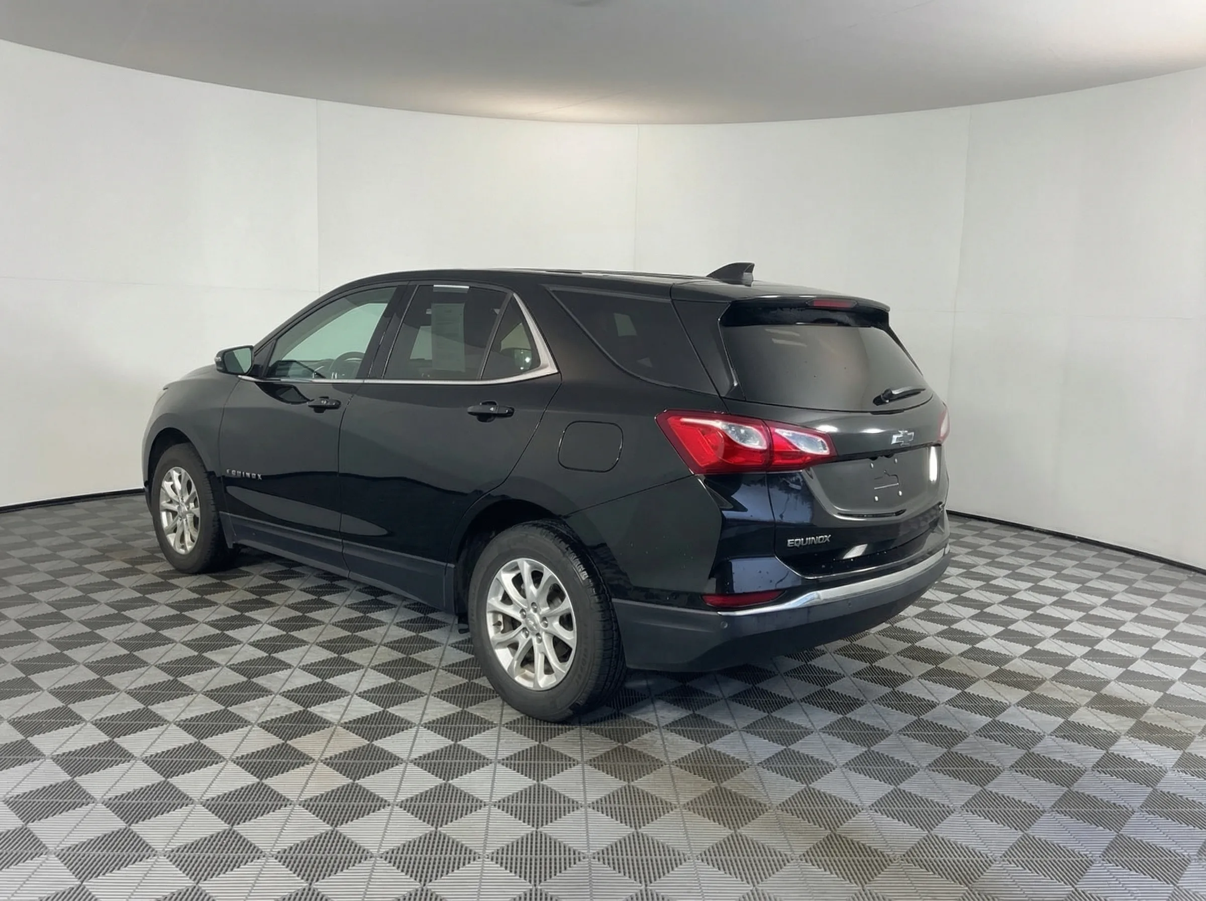 2018 Chevrolet Equinox LT — thumbnail 7