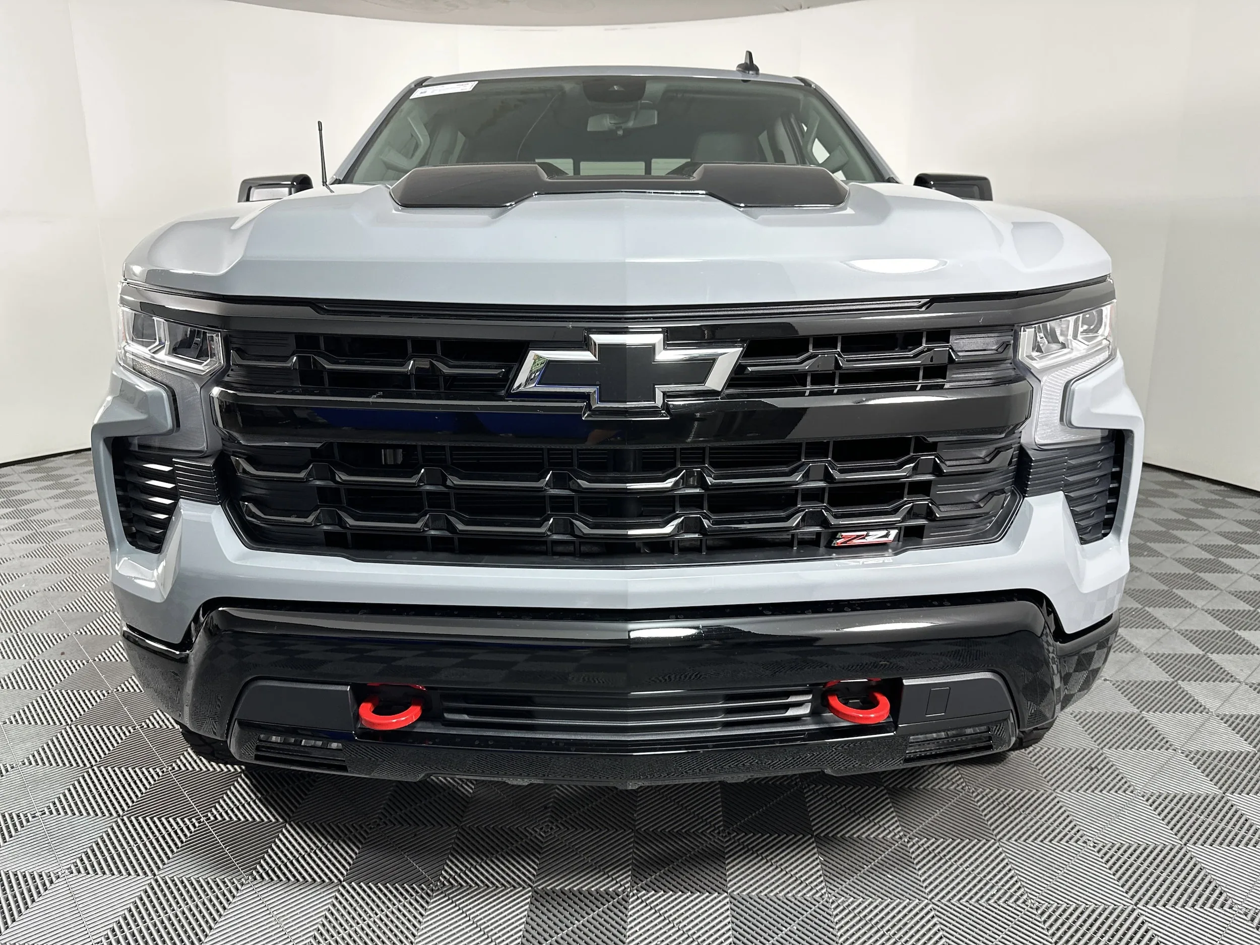 2024 Chevrolet Silverado 1500 LT Trail Boss — photo 1