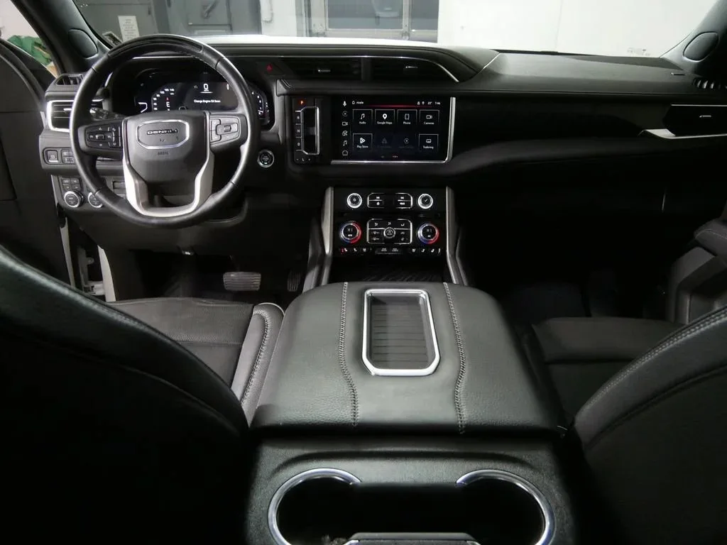 2024 GMC Yukon XL Denali — thumbnail 14