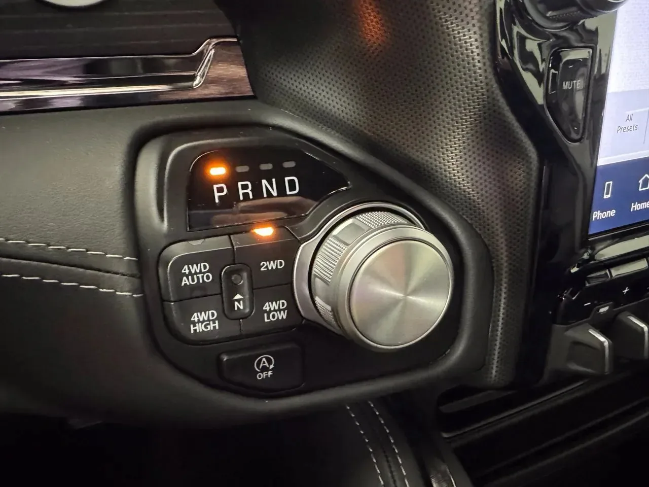 2024 Ram 1500 Limited — thumbnail 15