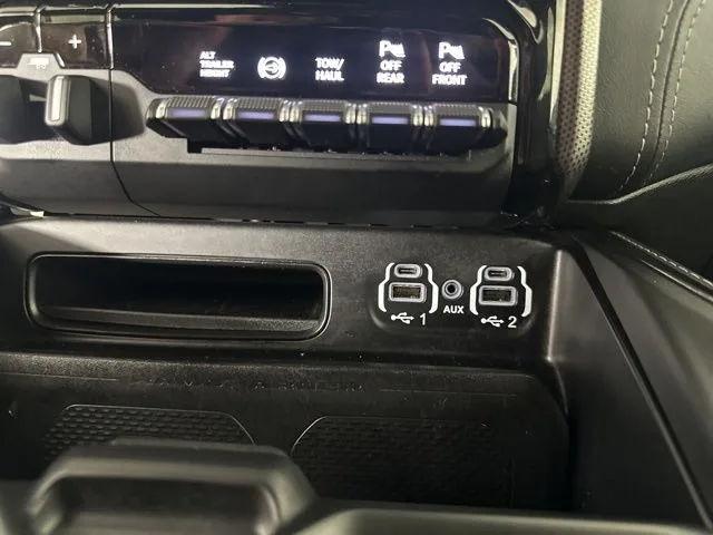 2024 Ram 2500 Limited — thumbnail 17