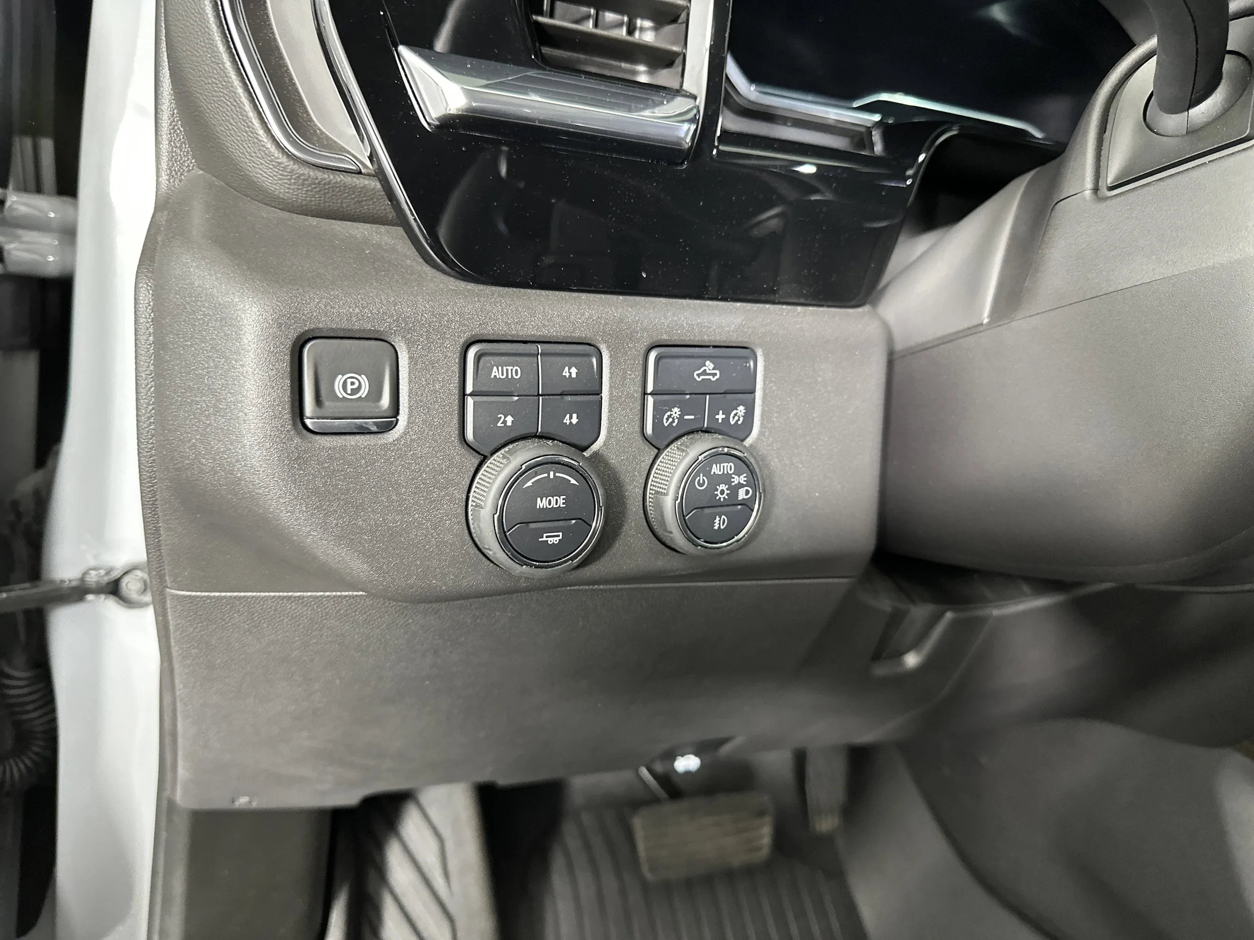 2024 Chevrolet Silverado 1500 LT Trail Boss — thumbnail 18