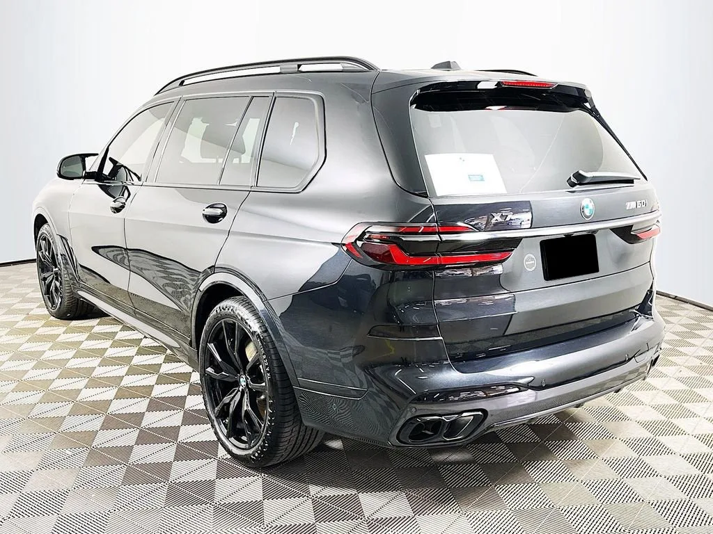 2024 BMW X7 M60i — thumbnail 8