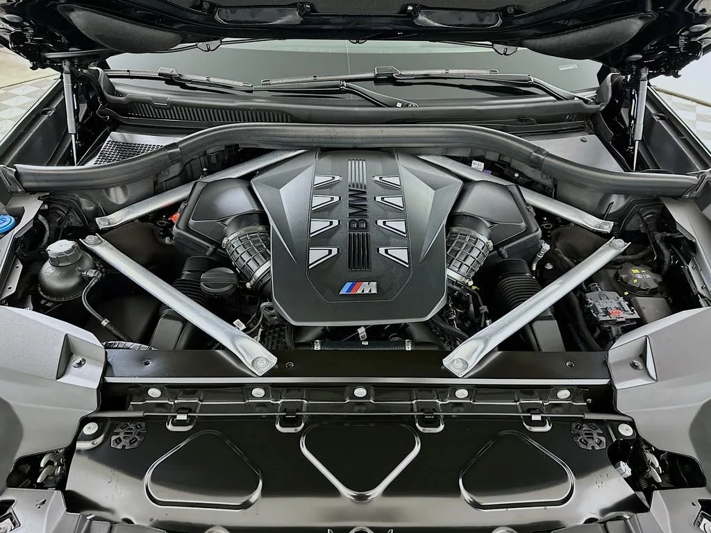2024 BMW X7 M60i — thumbnail 11